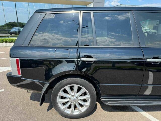 Ленд Ровер Рендж Ровер 2008 в Киеве на Automoto.ua Черный Ленд Ровер Рендж Ровер, объемом двигателя 4.2 л и пробегом 254 тыс. км за 10900 $, фото 11 на Automoto.ua