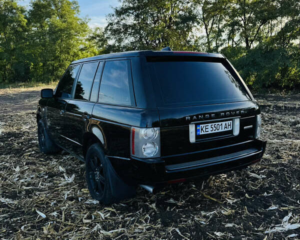 Чорний Ленд Ровер Рендж Ровер, об'ємом двигуна 4.2 л та пробігом 236 тис. км за 13000 $, фото 5 на Automoto.ua
