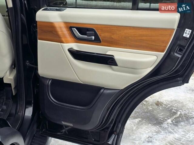 Черный Ленд Ровер Рендж Ровер, объемом двигателя 4.2 л и пробегом 240 тыс. км за 7999 $, фото 51 на Automoto.ua