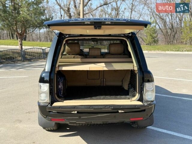 Чорний Ленд Ровер Рендж Ровер, об'ємом двигуна 3.63 л та пробігом 251 тис. км за 13500 $, фото 39 на Automoto.ua