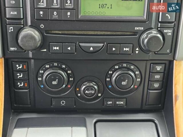 Черный Ленд Ровер Рендж Ровер, объемом двигателя 4.2 л и пробегом 240 тыс. км за 7999 $, фото 42 на Automoto.ua