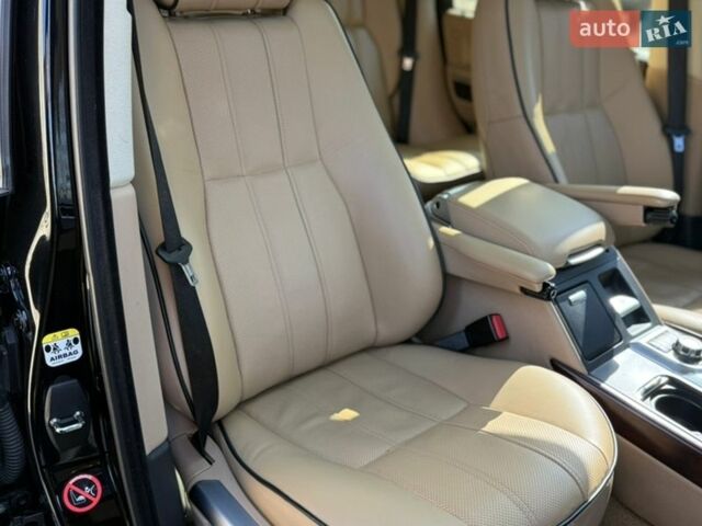 Чорний Ленд Ровер Рендж Ровер, об'ємом двигуна 3.63 л та пробігом 251 тис. км за 13500 $, фото 30 на Automoto.ua