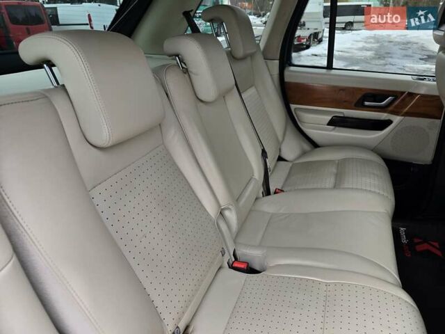 Черный Ленд Ровер Рендж Ровер, объемом двигателя 4.2 л и пробегом 240 тыс. км за 7999 $, фото 54 на Automoto.ua