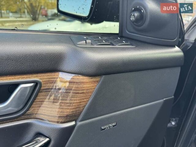 Чорний Ленд Ровер Рендж Ровер, об'ємом двигуна 4.2 л та пробігом 169 тис. км за 11200 $, фото 14 на Automoto.ua