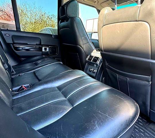 Черный Ленд Ровер Рендж Ровер, объемом двигателя 4.2 л и пробегом 225 тыс. км за 11500 $, фото 6 на Automoto.ua