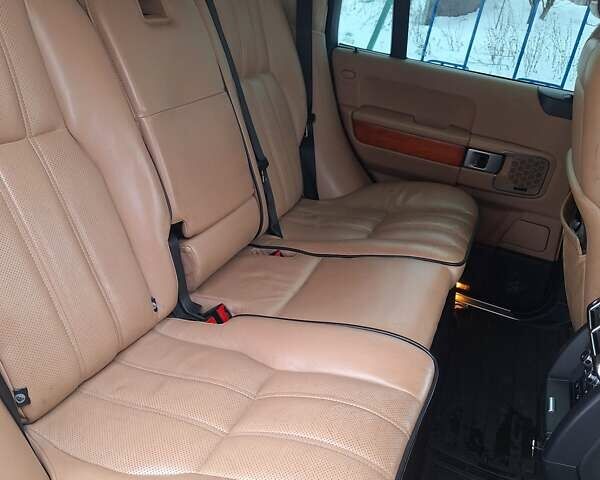 Черный Ленд Ровер Рендж Ровер, объемом двигателя 3.63 л и пробегом 475 тыс. км за 13000 $, фото 21 на Automoto.ua