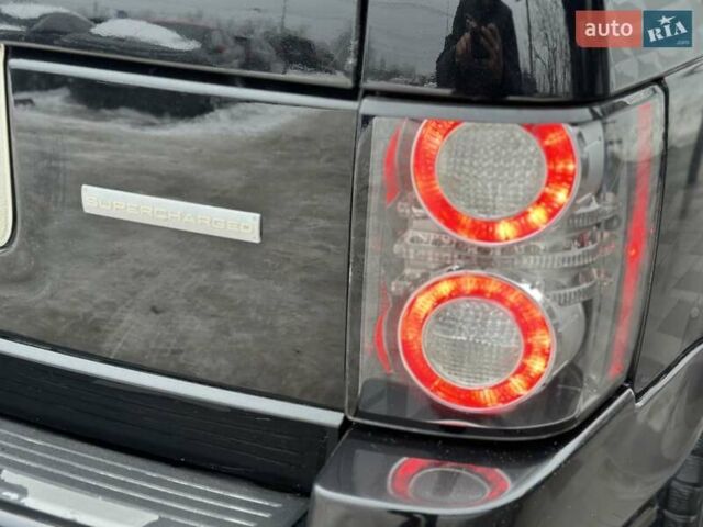 Чорний Ленд Ровер Рендж Ровер, об'ємом двигуна 4.2 л та пробігом 239 тис. км за 11900 $, фото 7 на Automoto.ua