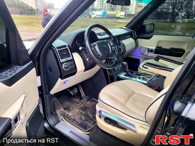 Черный Ленд Ровер Рендж Ровер, объемом двигателя 4.2 л и пробегом 240 тыс. км за 14999 $, фото 10 на Automoto.ua