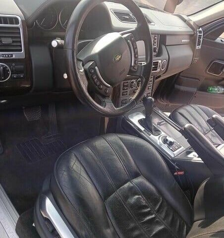 Чорний Ленд Ровер Рендж Ровер, об'ємом двигуна 3.6 л та пробігом 236 тис. км за 3200 $, фото 8 на Automoto.ua