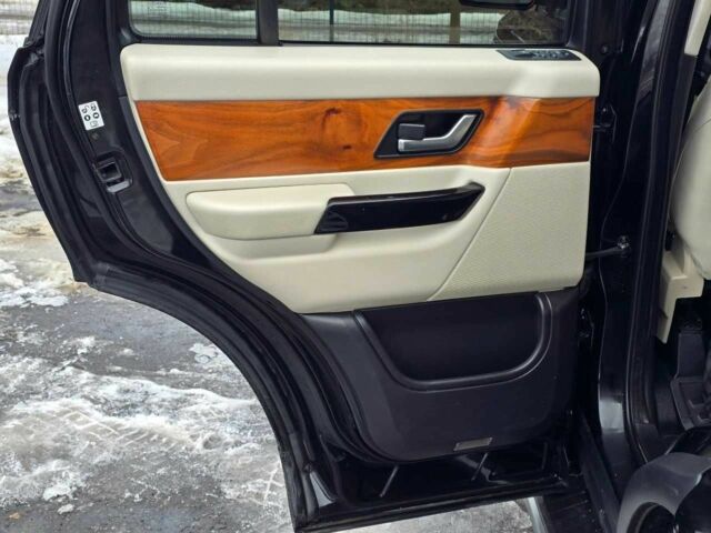 Черный Ленд Ровер Рендж Ровер, объемом двигателя 4.2 л и пробегом 240 тыс. км за 7999 $, фото 23 на Automoto.ua