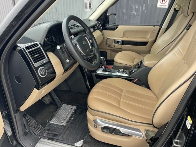 Чорний Ленд Ровер Рендж Ровер, об'ємом двигуна 3.6 л та пробігом 290 тис. км за 15000 $, фото 4 на Automoto.ua