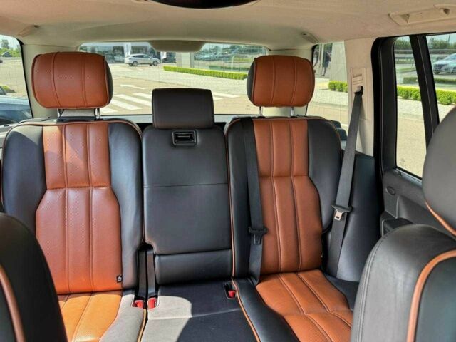 Черный Ленд Ровер Рендж Ровер, объемом двигателя 4.2 л и пробегом 254 тыс. км за 10000 $, фото 19 на Automoto.ua