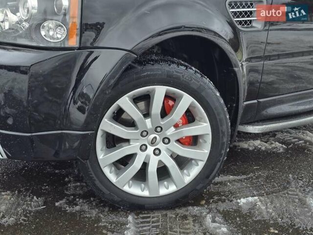 Черный Ленд Ровер Рендж Ровер, объемом двигателя 4.2 л и пробегом 240 тыс. км за 7999 $, фото 4 на Automoto.ua