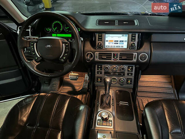 Чорний Ленд Ровер Рендж Ровер, об'ємом двигуна 4.2 л та пробігом 150 тис. км за 13700 $, фото 38 на Automoto.ua