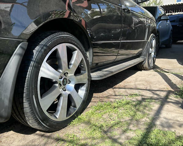 Чорний Ленд Ровер Рендж Ровер, об'ємом двигуна 4.2 л та пробігом 250 тис. км за 15000 $, фото 16 на Automoto.ua