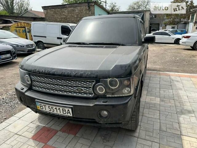 Черный Ленд Ровер Рендж Ровер, объемом двигателя 4.2 л и пробегом 304 тыс. км за 10000 $, фото 4 на Automoto.ua