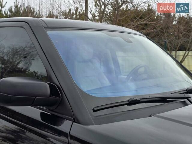 Черный Ленд Ровер Рендж Ровер, объемом двигателя 4.2 л и пробегом 240 тыс. км за 7999 $, фото 6 на Automoto.ua