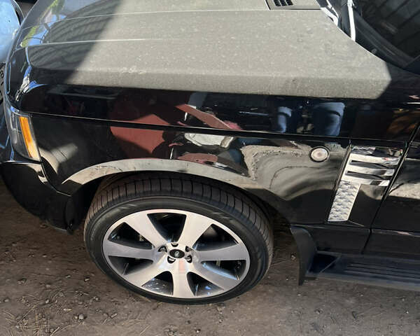 Чорний Ленд Ровер Рендж Ровер, об'ємом двигуна 4.2 л та пробігом 250 тис. км за 15000 $, фото 22 на Automoto.ua