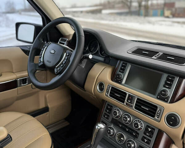 Чорний Ленд Ровер Рендж Ровер, об'ємом двигуна 3.6 л та пробігом 251 тис. км за 14000 $, фото 20 на Automoto.ua