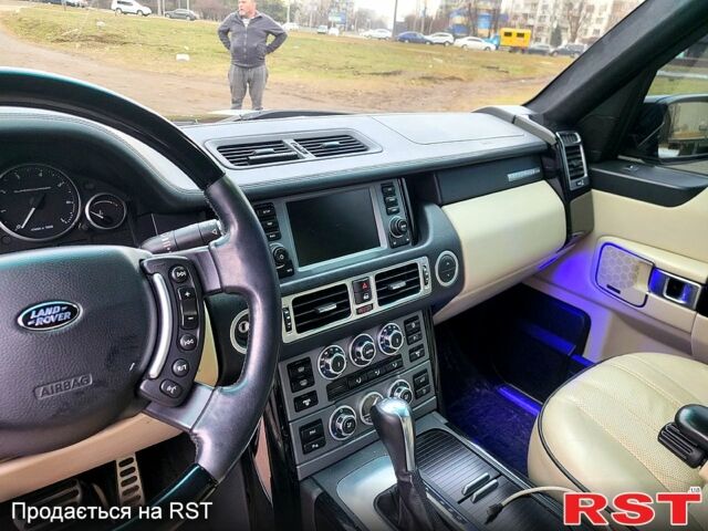 Черный Ленд Ровер Рендж Ровер, объемом двигателя 4.2 л и пробегом 240 тыс. км за 14999 $, фото 7 на Automoto.ua