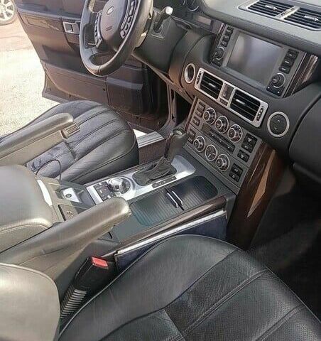 Чорний Ленд Ровер Рендж Ровер, об'ємом двигуна 3.6 л та пробігом 236 тис. км за 3200 $, фото 4 на Automoto.ua