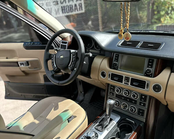 Черный Ленд Ровер Рендж Ровер, объемом двигателя 3.6 л и пробегом 294 тыс. км за 11000 $, фото 13 на Automoto.ua