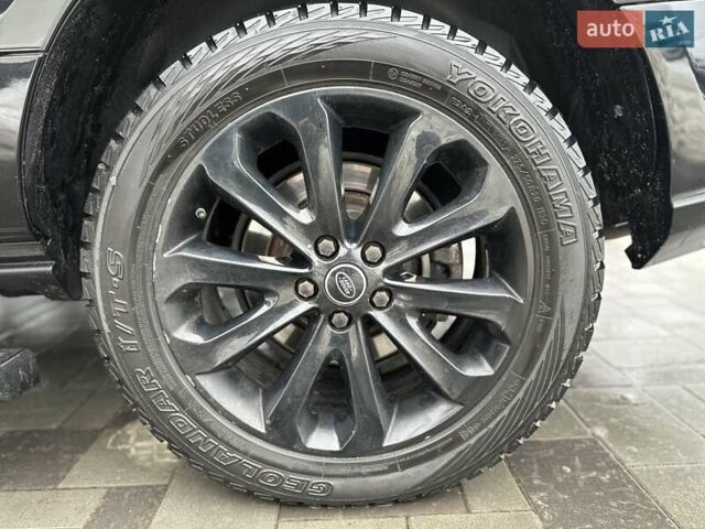 Чорний Ленд Ровер Рендж Ровер, об'ємом двигуна 4.2 л та пробігом 239 тис. км за 11900 $, фото 4 на Automoto.ua