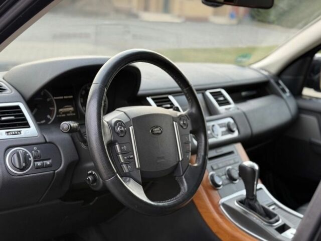 Черный Ленд Ровер Рендж Ровер, объемом двигателя 3 л и пробегом 235 тыс. км за 3400 $, фото 8 на Automoto.ua