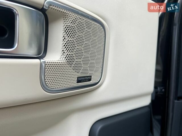 Чорний Ленд Ровер Рендж Ровер, об'ємом двигуна 5 л та пробігом 217 тис. км за 13900 $, фото 31 на Automoto.ua