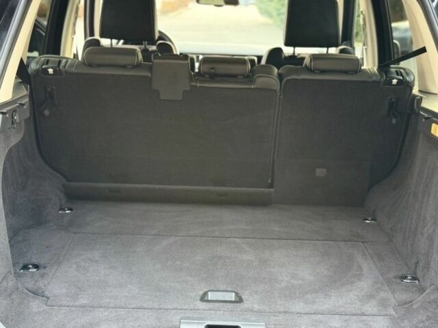 Черный Ленд Ровер Рендж Ровер, объемом двигателя 3 л и пробегом 235 тыс. км за 3400 $, фото 14 на Automoto.ua