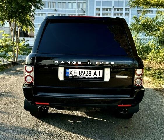 Черный Ленд Ровер Рендж Ровер, объемом двигателя 5 л и пробегом 165 тыс. км за 8500 $, фото 11 на Automoto.ua