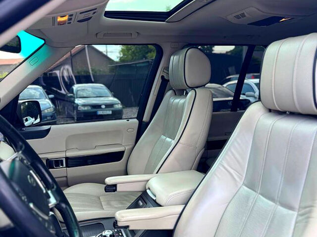 Чорний Ленд Ровер Рендж Ровер, об'ємом двигуна 5 л та пробігом 186 тис. км за 12500 $, фото 9 на Automoto.ua