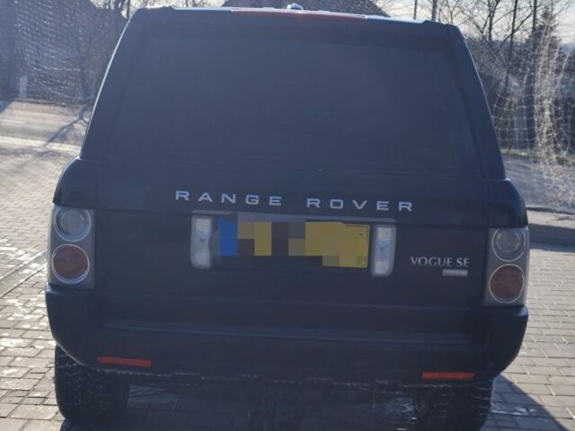 Чорний Ленд Ровер Рендж Ровер, об'ємом двигуна 3 л та пробігом 180 тис. км за 7500 $, фото 3 на Automoto.ua