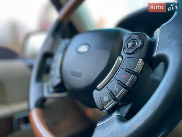 Чорний Ленд Ровер Рендж Ровер, об'ємом двигуна 3.6 л та пробігом 142 тис. км за 19655 $, фото 46 на Automoto.ua