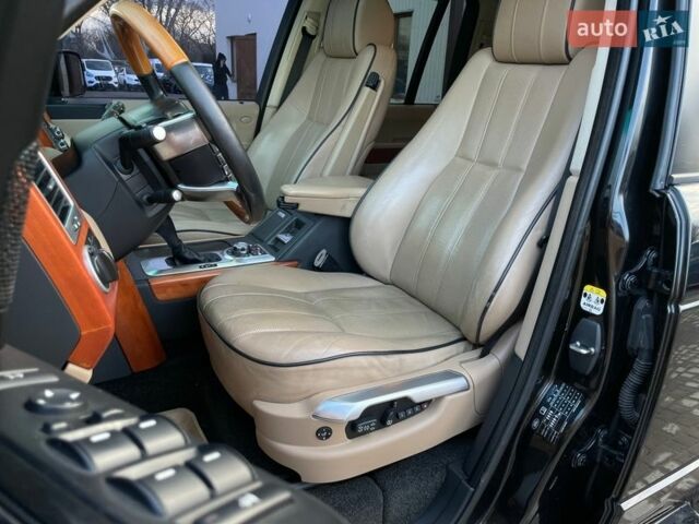 Чорний Ленд Ровер Рендж Ровер, об'ємом двигуна 3.6 л та пробігом 142 тис. км за 19655 $, фото 25 на Automoto.ua