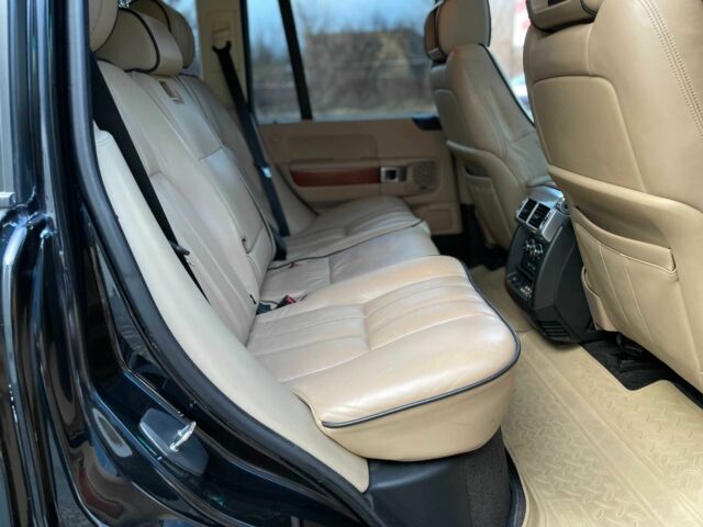 Чорний Ленд Ровер Рендж Ровер, об'ємом двигуна 3.6 л та пробігом 142 тис. км за 19655 $, фото 14 на Automoto.ua