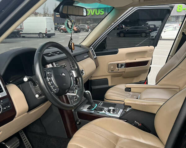 Черный Ленд Ровер Рендж Ровер, объемом двигателя 5 л и пробегом 167 тыс. км за 17400 $, фото 9 на Automoto.ua