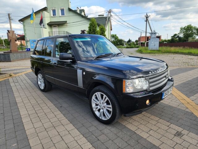 Чорний Ленд Ровер Рендж Ровер, об'ємом двигуна 0 л та пробігом 179 тис. км за 5786 $, фото 1 на Automoto.ua