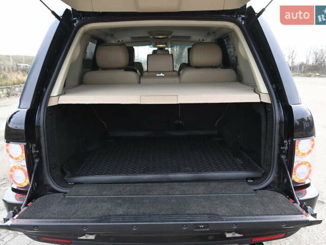 Чорний Ленд Ровер Рендж Ровер, об'ємом двигуна 3.63 л та пробігом 142 тис. км за 18800 $, фото 54 на Automoto.ua