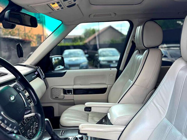 Чорний Ленд Ровер Рендж Ровер, об'ємом двигуна 5 л та пробігом 186 тис. км за 12500 $, фото 8 на Automoto.ua