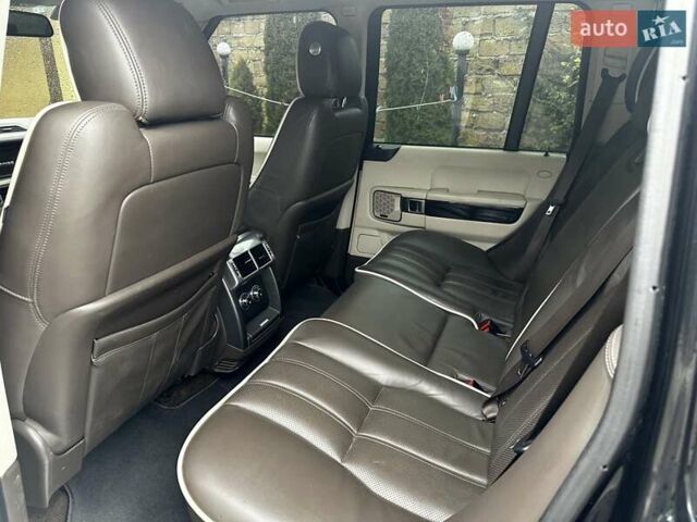 Чорний Ленд Ровер Рендж Ровер, об'ємом двигуна 5 л та пробігом 189 тис. км за 14500 $, фото 5 на Automoto.ua