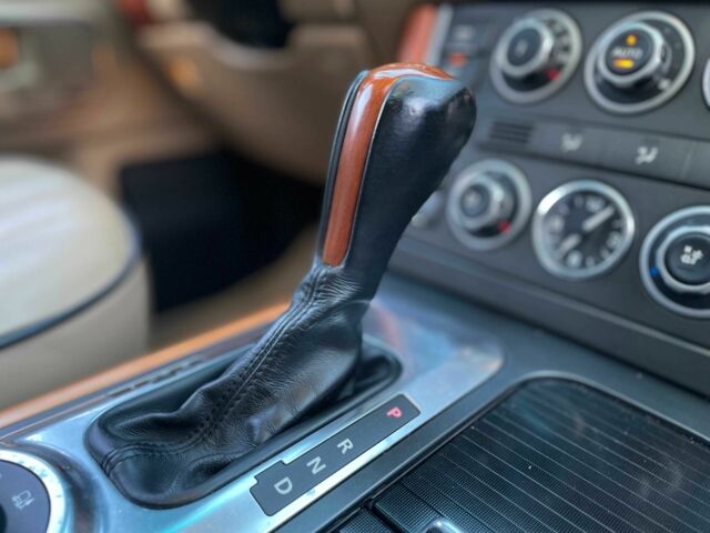 Чорний Ленд Ровер Рендж Ровер, об'ємом двигуна 3.6 л та пробігом 142 тис. км за 19655 $, фото 19 на Automoto.ua