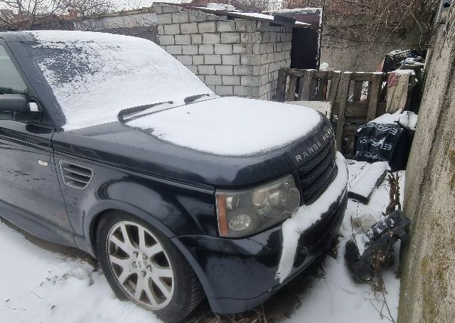 Черный Ленд Ровер Рендж Ровер, объемом двигателя 2 л и пробегом 250 тыс. км за 2900 $, фото 1 на Automoto.ua