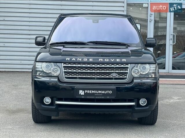 Чорний Ленд Ровер Рендж Ровер, об'ємом двигуна 5 л та пробігом 217 тис. км за 13900 $, фото 4 на Automoto.ua
