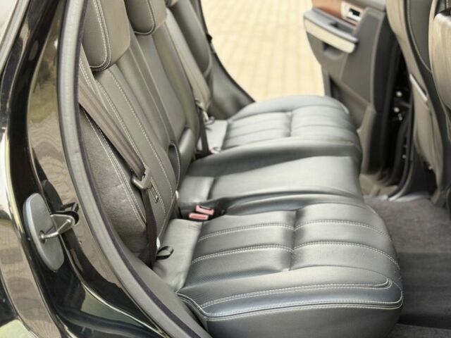 Черный Ленд Ровер Рендж Ровер, объемом двигателя 3 л и пробегом 235 тыс. км за 3400 $, фото 11 на Automoto.ua