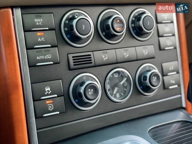 Чорний Ленд Ровер Рендж Ровер, об'ємом двигуна 3.6 л та пробігом 142 тис. км за 19655 $, фото 58 на Automoto.ua