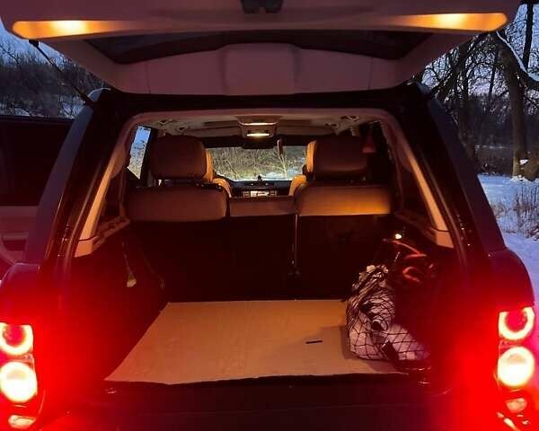 Чорний Ленд Ровер Рендж Ровер, об'ємом двигуна 5 л та пробігом 315 тис. км за 15000 $, фото 10 на Automoto.ua