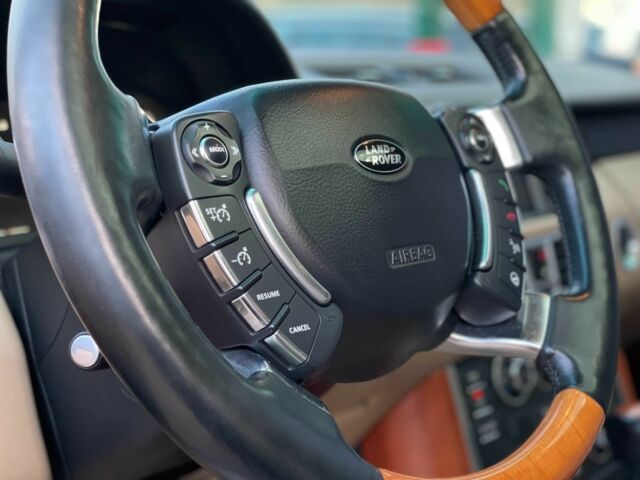 Чорний Ленд Ровер Рендж Ровер, об'ємом двигуна 3.6 л та пробігом 142 тис. км за 19655 $, фото 10 на Automoto.ua