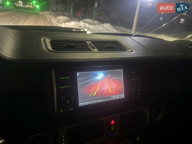 Чорний Ленд Ровер Рендж Ровер, об'ємом двигуна 5 л та пробігом 165 тис. км за 15000 $, фото 9 на Automoto.ua