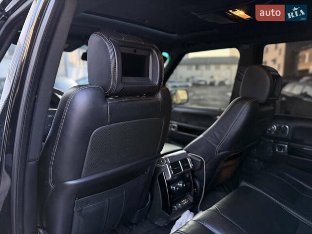 Черный Ленд Ровер Рендж Ровер, объемом двигателя 5 л и пробегом 215 тыс. км за 13500 $, фото 16 на Automoto.ua